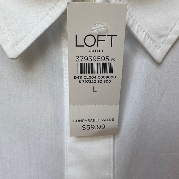 LOFT Women's White Button Down Shirt - Picture 2 of 9